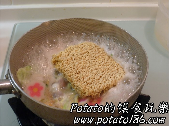 做自己喜愛口味的「炒泡麵」