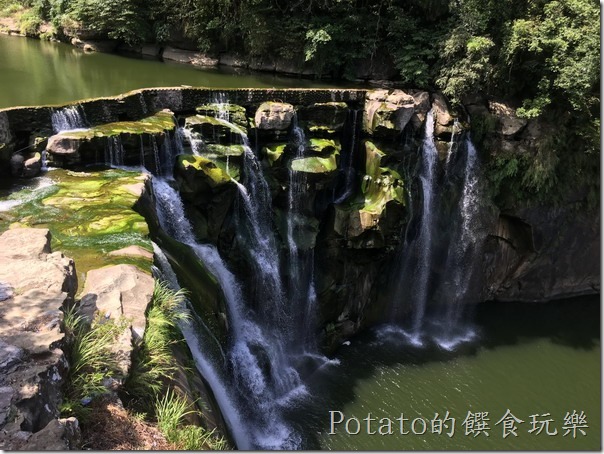 《台北旅遊》[平溪線]走訪一生必來一次的【十分大瀑布公園】