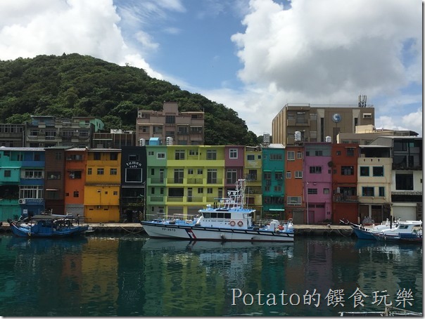 正濱漁港彩虹屋