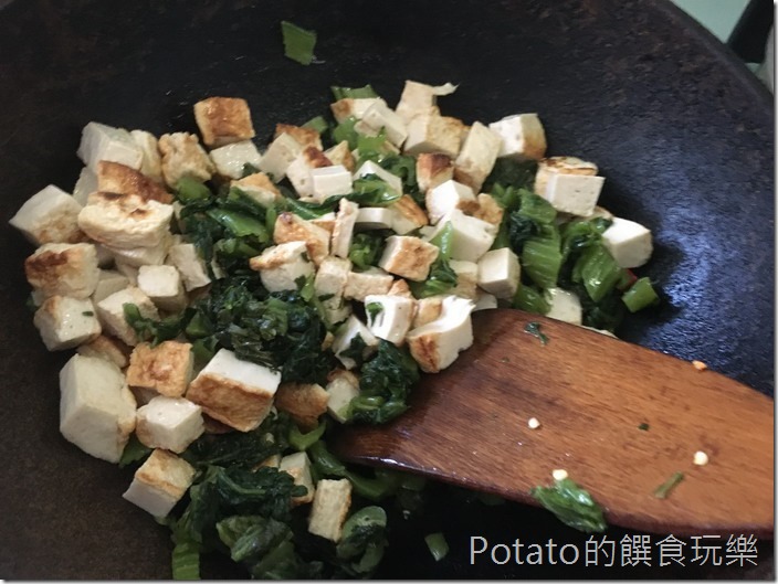 雪裡紅炒百頁豆腐1