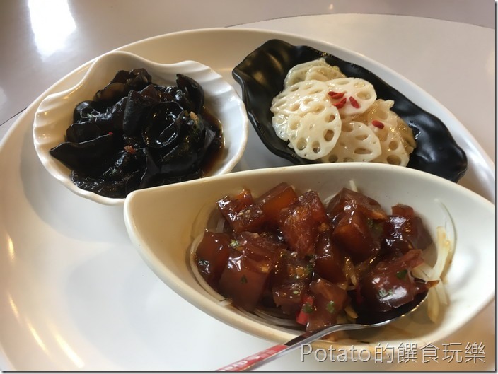 宜蘭壯圍大嵌城甕缸雞小菜