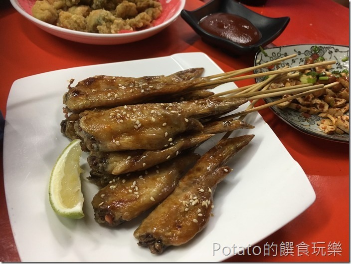 台南竹仔店海鮮燒烤烤雞翅