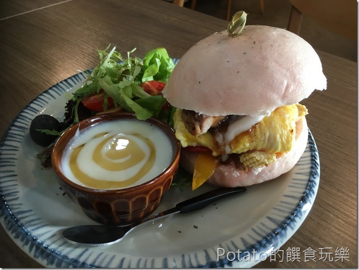 豆弄早午餐雞腿堡1