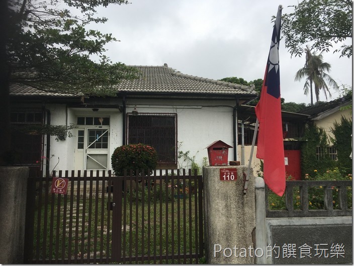 勝利星村眷村門口