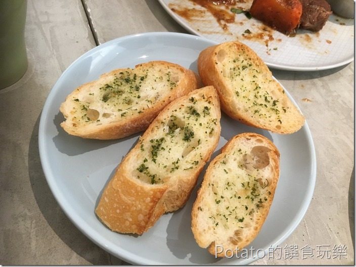 小巷裡的11號手工麵包