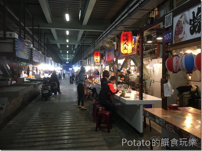 蚵仔寮漁港魚市場