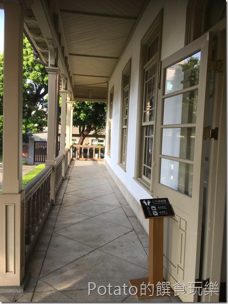 原台南廳長官邸前廊道