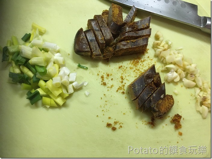 烏魚子炒飯食材