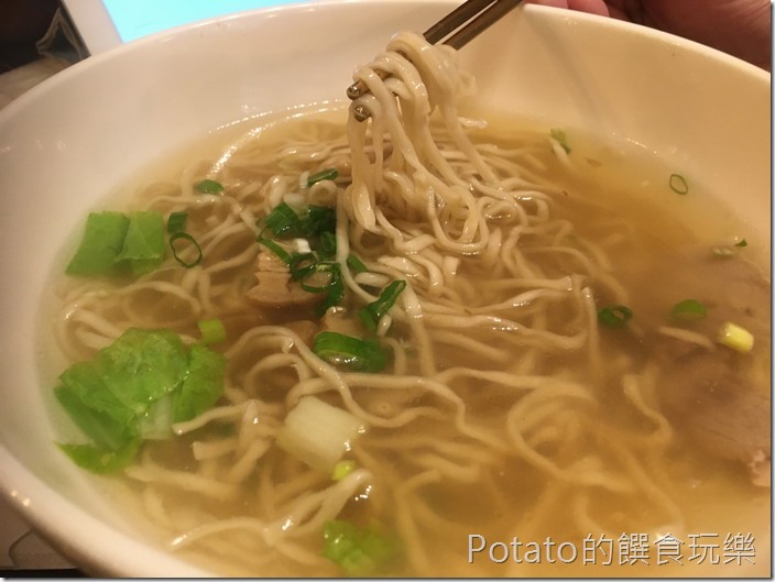 《葉明致麵鋪》湯麵1