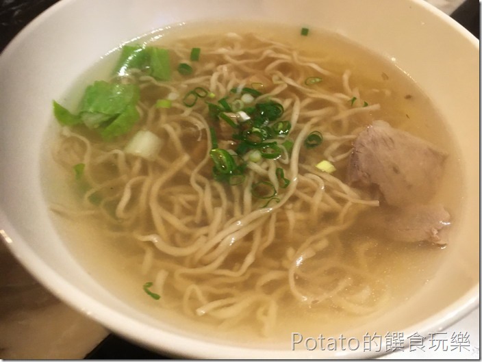 《葉明致麵鋪》湯麵
