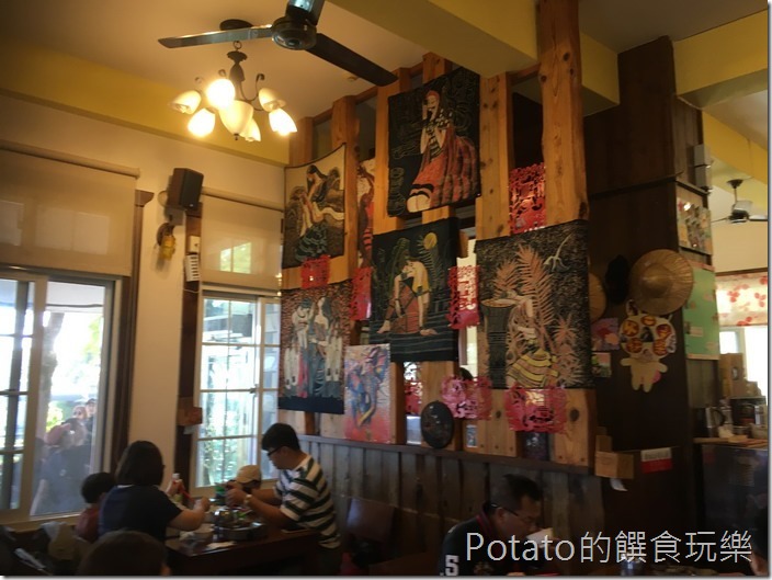 魯媽媽雲南料理餐廳內