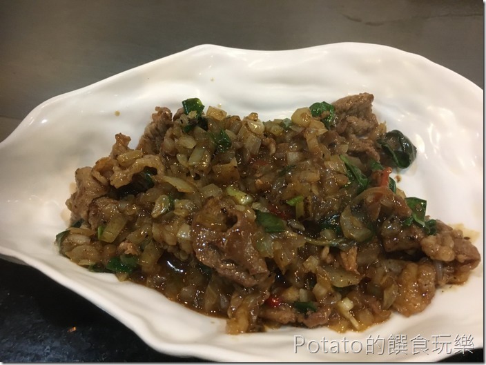 登野精緻鐵板料理羊肉