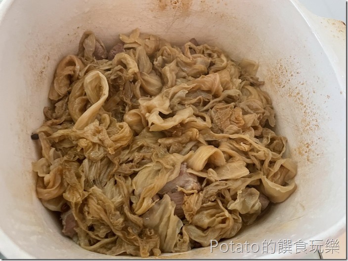 高麗菜乾滷肉5