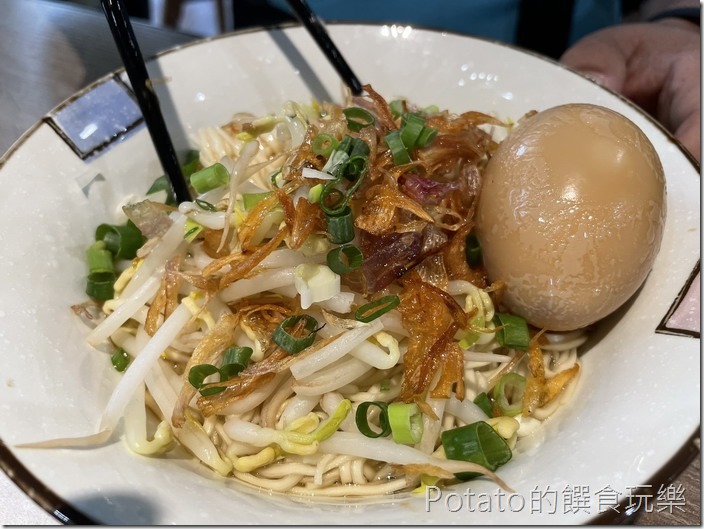 四方食事麵館老恆春麵