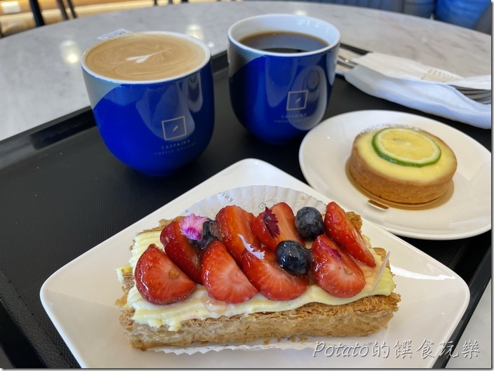 卡啡那台南市府店甜點