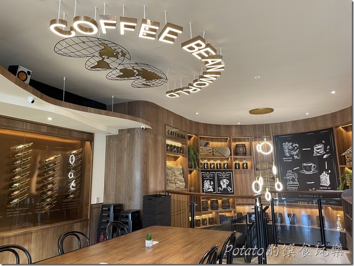 卡啡那台南市府店3