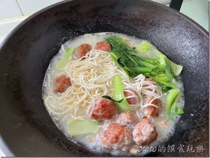 肉丸子麵5