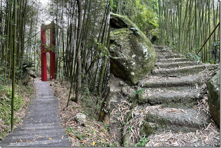來吉部落行來吊橋