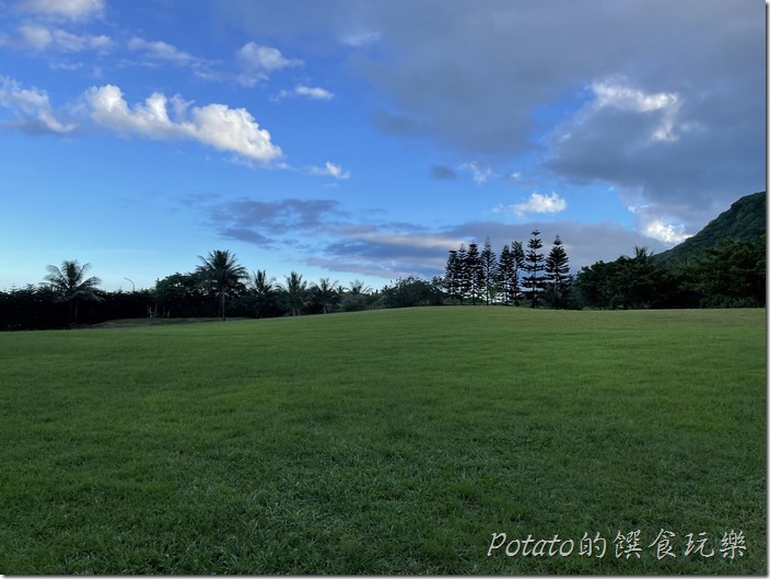 藍色珊瑚礁民宿草坪