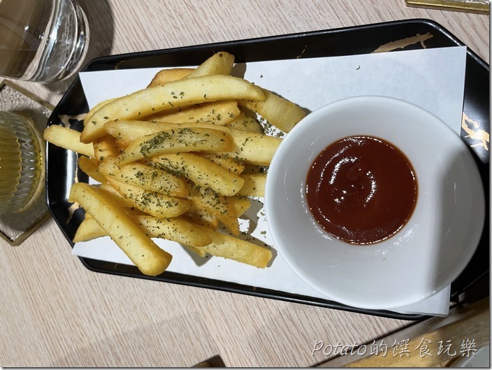 丸飯食事處薯條