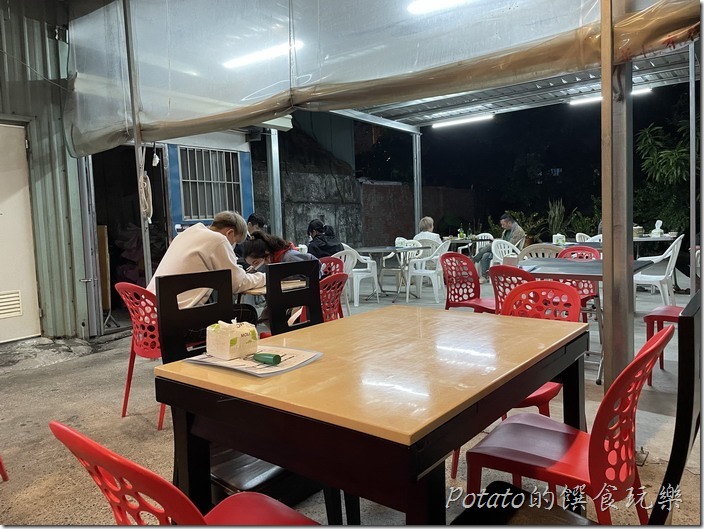 【府城騷烤家】餐廳內