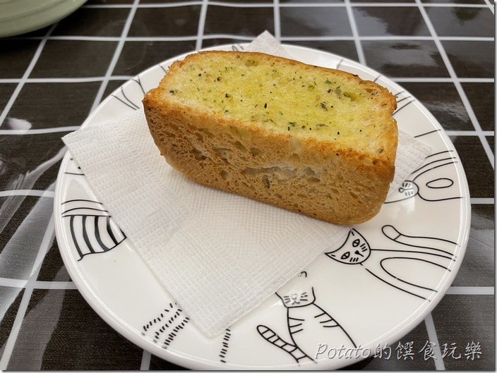 貓樂義大利麵套餐麵包