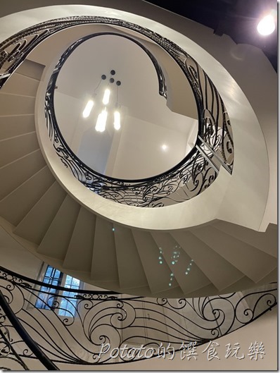 雲端城堡螺旋梯