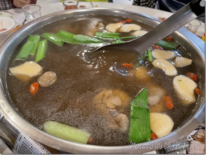湖美海鮮鮑魚雞湯