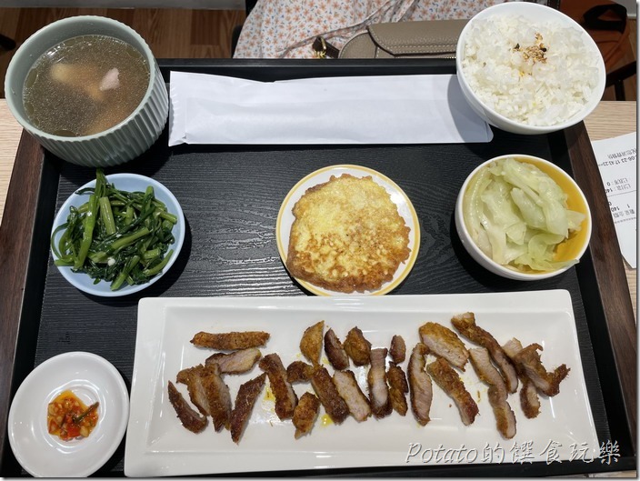 本比一家咖哩豬肉